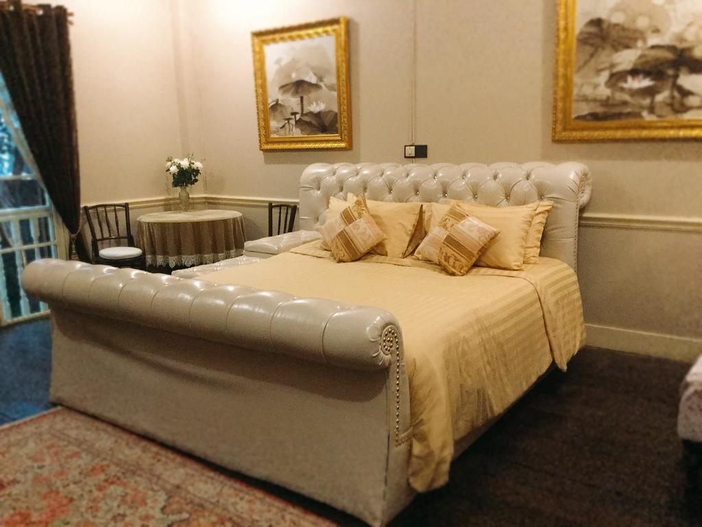 Eugenia & 5* Bangkok