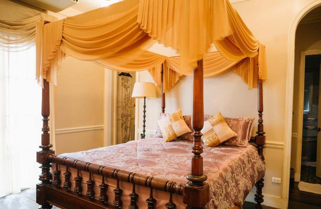 Hotel Eugenia & Bangkok